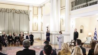 Τρεις Εβρίτες παρασημοφόρησε η Πρόεδρος της Δημοκρατίας