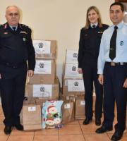 Συγκέντρωση ειδών από τους αστυνομικούς της Αλεξανδρούπολης.