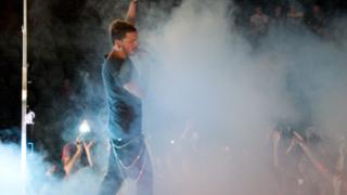 'Μάγεψε' τους θαυμαστές του ο Stan στο Κηποθέατρο (video).