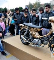 1α Μοτοκαλλιστεία πάπιας, vespa & αντίκας - Τα καλλιστεία.