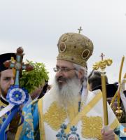 Πυροσβέστης έπιασε το Σταυρό στην Αλεξ/πολη (φωτορεπορτάζ).