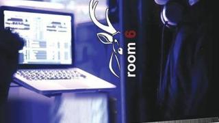 Ο dj Nikos Valkanis την Παρασκευή στα decks του "Room 6".