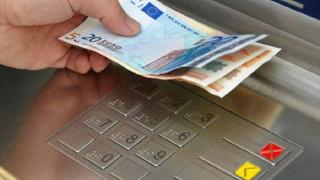 Capital controls: Πόσα λεφτά θα μπορούμε να βγάλουμε από τα ATM το 2016