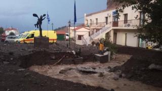 EKTAKTO: Έντονη κακοκαιρία "χτυπά" το νησί της Σαμοθράκης