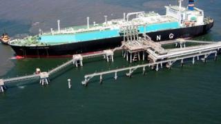 Τεράστιο ενδιαφέρον για τον LNG Αλεξανδρούπολης – δεν χωρούν οι επενδυτές στο πλοίο!