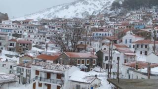 «Ζητήσαμε 3 πράγματα και πήραμε το 1»: σταδιακή βελτίωση της κατάστασης στη Σαμοθράκη 