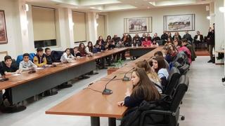 Οι μικροί Δημοτικοί Σύμβουλοι θα μιλήσουν για όλα όσα θέλουν να αλλάξουν στην Αλεξανδρούπολη!