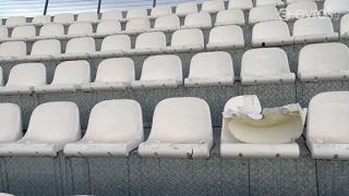 Εικόνες ντροπής στο θέατρο Αλτιναλμάζη - "μνημόσυνο με ξένα κόλλυβα" για το Δήμο (video)