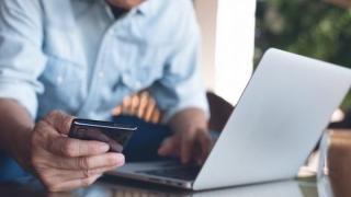 Προσοχή: Απατηλό email εμφανίζεται ως μήνυμα της Ελληνικής Αστυνομίας