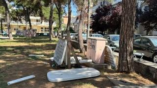 Απαράδεκτες εικόνες σε πάρκο της Αλεξανδρούπολης (video)
