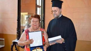 Ο δήμος Καβάλας βράβευσε τον π. Απόστολο Καβαλιώτη για τον πολυσχιδές έργο του