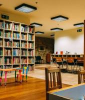 Aleksandrupoli Belediyesi Kütüphanesi