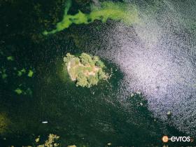 Η λίμνη του Τυχερού από ψηλά 