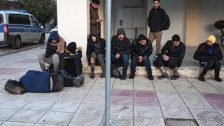 Associated Press: «Πρόσφυγες» γνώριζαν και τα σπίτια των Αστυνομικών στον Έβρο!