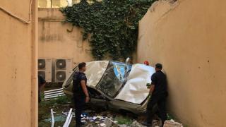 Αλεξανδρούπολη: Βουτιά στο κενό για αυτοκίνητο - Τραυματίστηκε ελαφριά η συνοδηγός (ΦΩΤΟ)