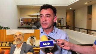 Λαμπάκης προς Κολιό: "Είναι ανήθικο πολιτικά και ζητάω την παραίτηση σας"
