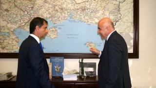 Η ανάπτυξη του τουρισμού στην Περιφέρεια ΑΜΘ στο επίκεντρο της συνάντησης Θεοχάρη - Μέτιου