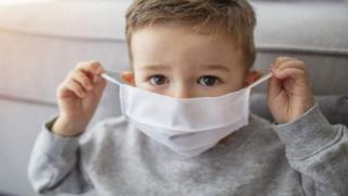 Η χρήση της μάσκας στα παιδιά για τα σχολεία: 9 ερωτήσεις & απαντήσεις από την Ελληνική Παιδιατρική Εταιρία 