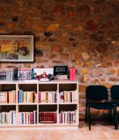 Aleksandrupoli Belediyesi Kütüphanesi