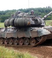 Ξαναβγήκαν τα άρματα στον Έβρο (φωτογραφίες)