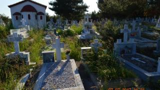 Έβρος: Σε πλήρη εγκατάλειψη τα νεκροταφεία Τυχερού (φωτο)