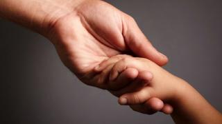 Βοηθήστε να χειρουργηθεί άμεσα ο 5χρονος Άγγελος από την Κομοτηνή 