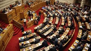 Βουλή: Υπερψηφίστηκε και το δεύτερο πακέτο των προαπαιτούμενων μέτρων.