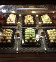 Καφέ - Ζαχαροπλαστείο