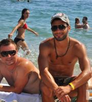 "Μπανάκι - μανάκι" στο Aqua Beach bar στην Αγ. Παρασκευή!