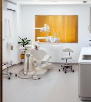 Οδοντίατρος DDS, MSc - Ειδικός στη Χειρουργική Στόματος