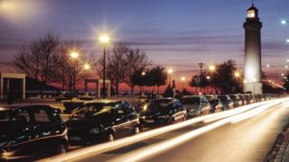 Με λάμπες LED θα αντικατασταθεί ο φωτισμός σε ολόκληρο το Δήμο Αλεξ/πολης