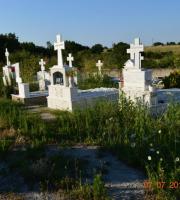 Έβρος: Σε πλήρη εγκατάλειψη τα νεκροταφεία Τυχερού (φωτο)