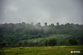 Μια βροχερή ημέρα στους ανεμόμυλους της Μελίας