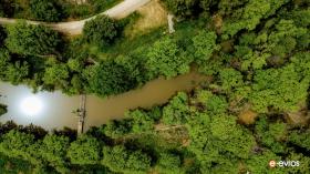 Καταπράσινο τοπίο στα Λουτρά