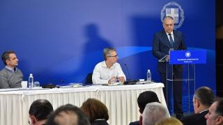 Ο Θεοδωρικάκος επιμένει: "Απροσπέλαστα τα σύνορα στον Έβρο"