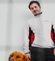 Who is Κώστας;