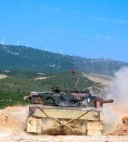 Έβρος: Εντυπωσιακές βολές αρμάτων μάχης από το Δ΄ Σώμα Στρατού