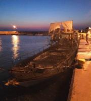 Σαμοθράκη: Ολοσχερώς κάηκε το περιηγητικό σκάφος "Θεοδώρα" (φωτο)
