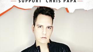 Ο Vynal K την Παρασκευή στα decks του ΝΟΑ cafe bar.