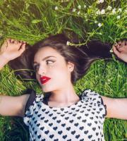 Who is Εμμανουέλα;