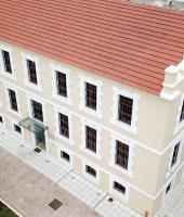 Aleksandrupoli Belediyesi Kütüphanesi