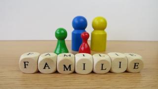 «Γνωριμία με την Play therapy»: Βιωματικά εργαστήρια για μικρούς και μεγάλους στο Μουσείο Μετάξης