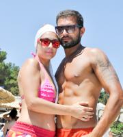 «Corona party» στο Aqua Mare, στην Αγία Παρασκευή.