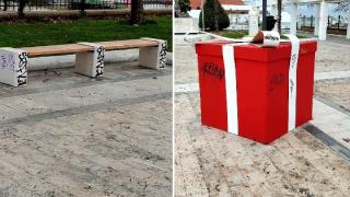Αποτρεπτικές οι εικόνες στην πλατεία του Φάρου με τα Χριστουγεννιάτικα στολίδια & όχι μόνο!