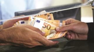 Πριν το Πάσχα η "επιταγή ακρίβειας" - Νέα μέτρα στήριξης ευάλωτων νοικοκυριών και επιχειρήσεων