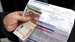 Και σε άτοκες δόσεις η εξόφληση λογαριασμών της ΔΕΗ.