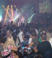 Pico plus live: δίνει ρυθμό στις νύχτες της πόλης.