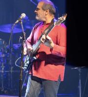 Αλκίνοος Ιωαννίδης: Μια καθηλωτική συναυλία στην Αλεξανδρούπολη σε φωτογραφίες