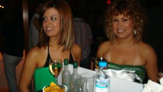 So...simple με καυτές παρουσίες!