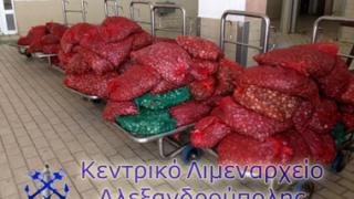 Aκόμη 1.808 κιλά οστράκων κατασχέθηκαν.